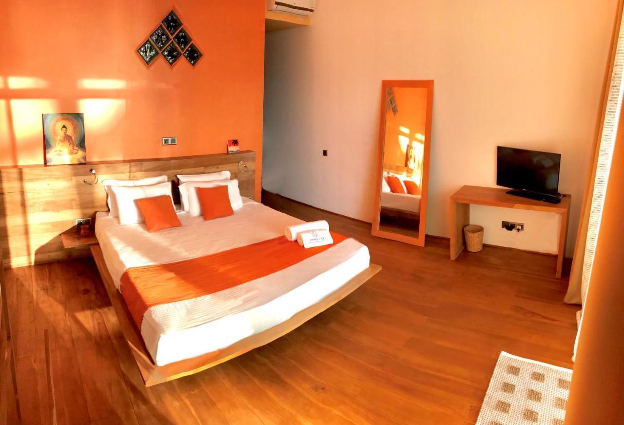 Serendipitaly Ayurveda Boutique Hotel Hikkaduwa Dış mekan fotoğraf